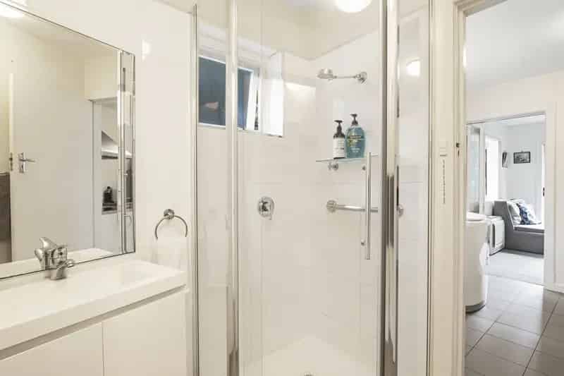 Real Estate For Lease - 11a Woolton Place - Sandy Bay , TAS
