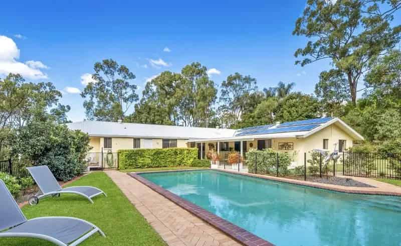 THIS PROPERTY HAS GOT TO GO - ALL OFFERS INVITED