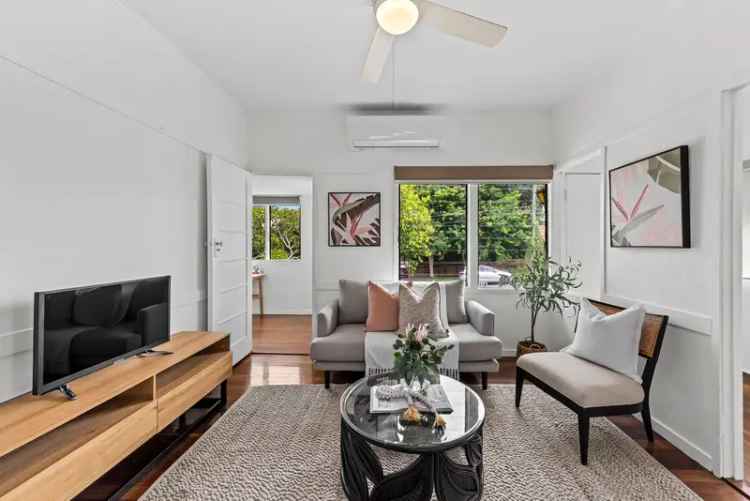 Charming Moorooka Home 698sqm Large Block Renovation Potential