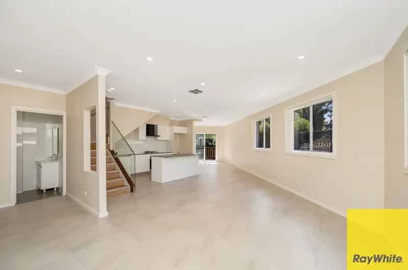 Near New Torrens Title Home Near Station