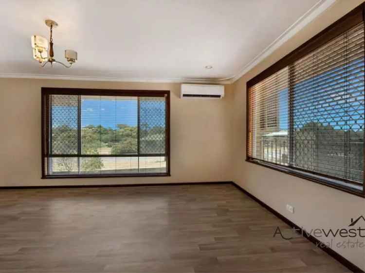 House For Sale in Geraldton, Western Australia