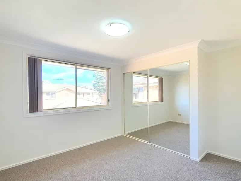 4 rooms house of 192 m² in Sydney