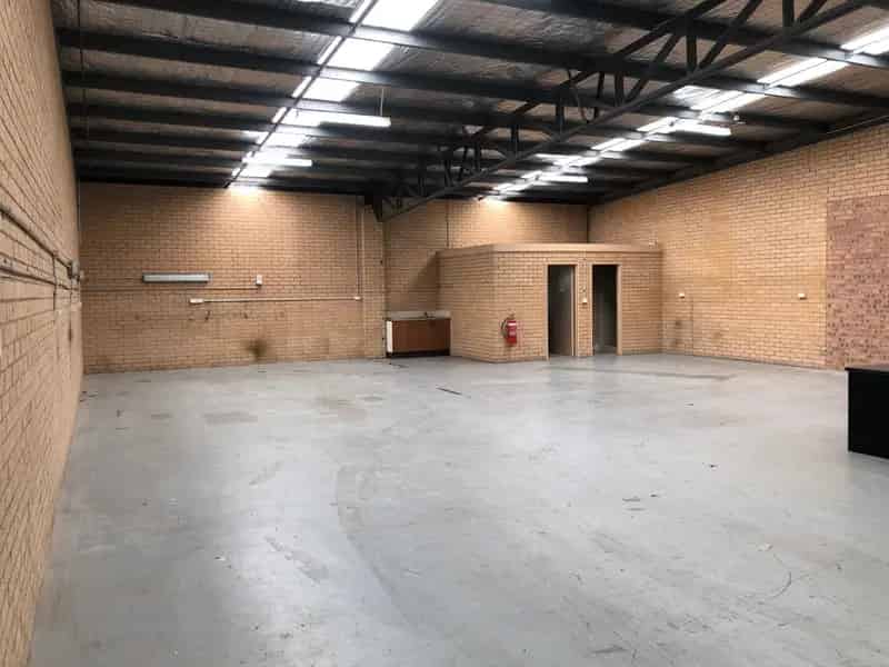 Real Estate For Commercial Lease - 2/8 Dyer Crescent - West Gosford , NSW