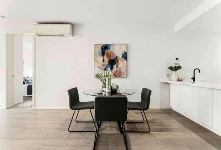 3 rooms apartment of 297 m² in Melbourne