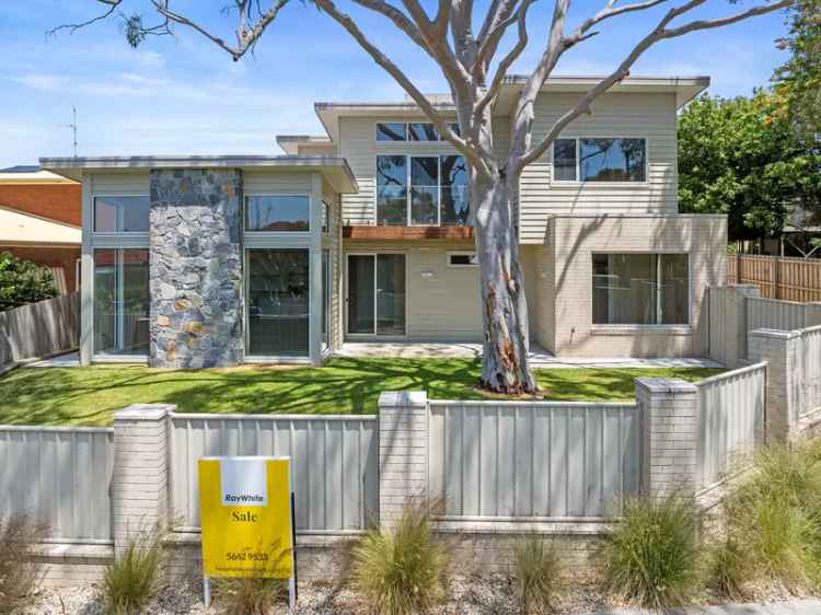 Luxury buy block of units in Inverloch with rooftop deck and modern features