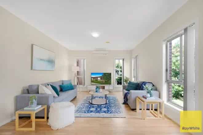 House For Rent , 6, Sincere Drive, Melbourne, Victoria