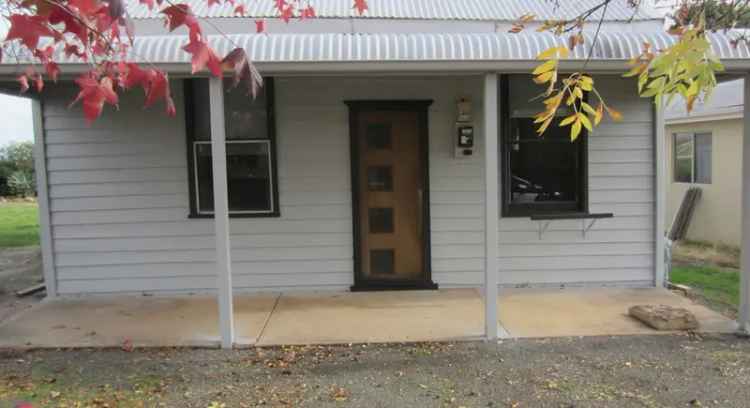 House For Rent in Stawell, Victoria