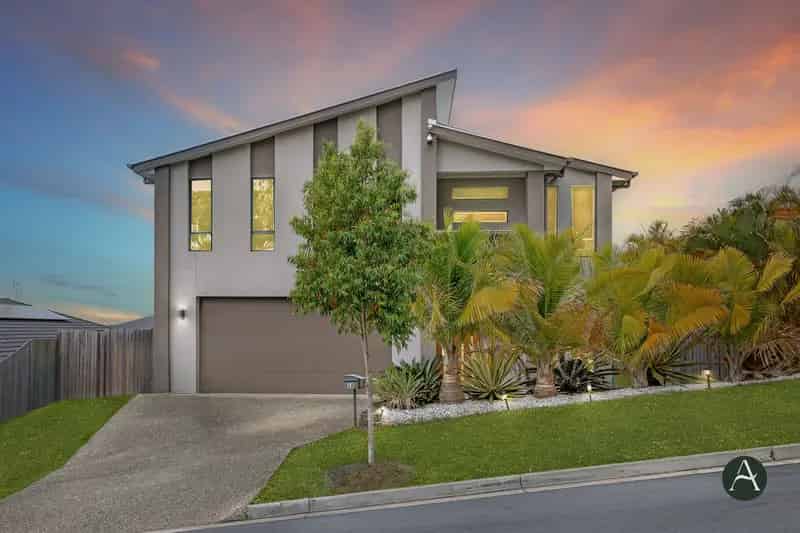 Prime Ormeau Hills Corner Block Offering Contemporary Sophistication & Unrivalled Entertainment Opportunity