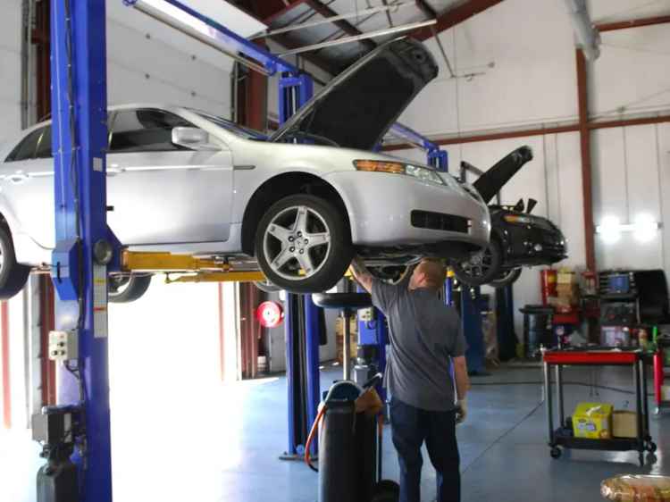 Buy Automotive Repair Business in Fraser Coast with Modern Equipment