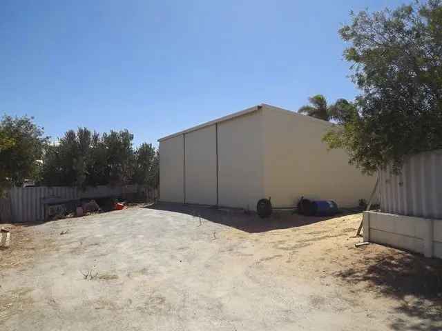 851m2 Block with 80m2 Shed Ocean Views