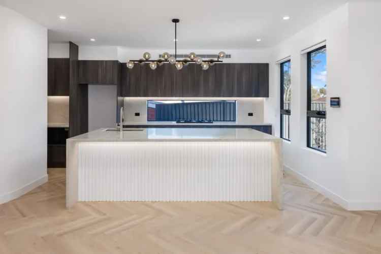 Luxury Tri Level Home For Lease Carlingford NSW