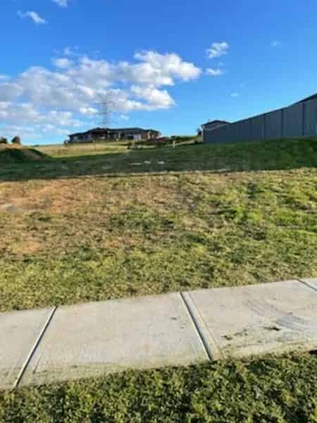Build Your Dream Home - Land for Sale in Tamworth with Great Potential
