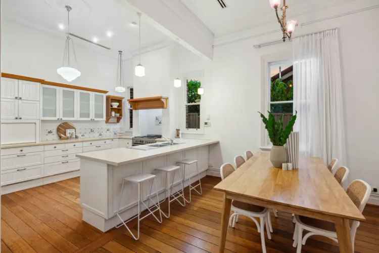 Rent federation home on St Albans Avenue with charm and modern features