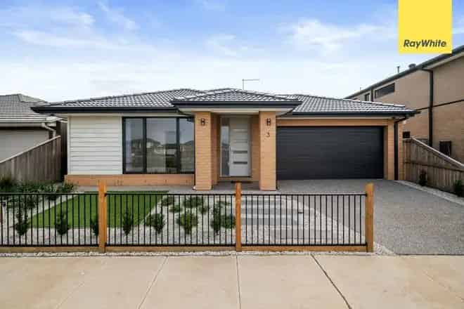 House For Rent , 3, Violet Close, Melbourne, Victoria