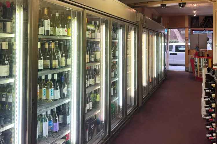 LIQUOR STORE FOR SALE - EASTERN SUBURBS