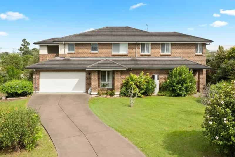 House For Sale - 1 Windermere Road, Lochinvar NSW 2321