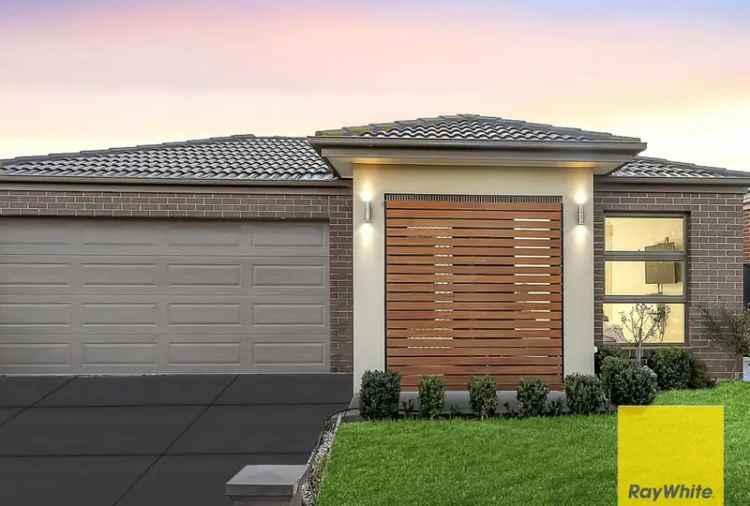 Buy Family Home in Featherbrook School Zone with Modern Features