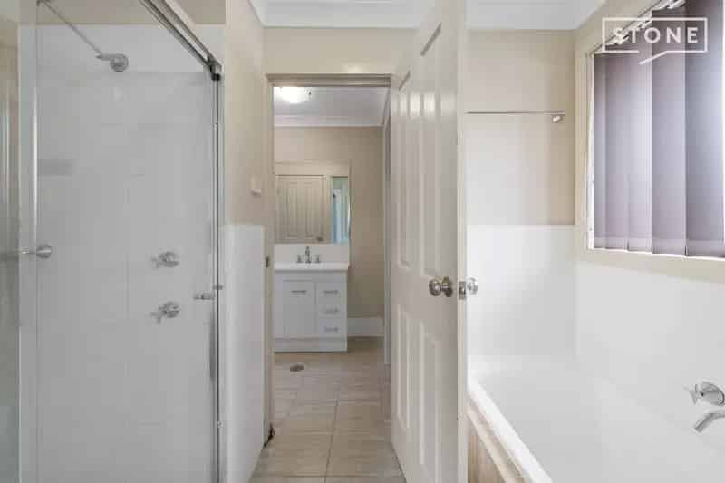 Real Estate For Lease - 2/33 Gillies Street - Kurri Kurri , NSW