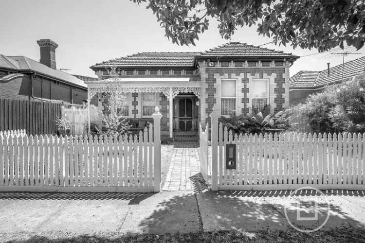 House For Sale in Melbourne, Victoria