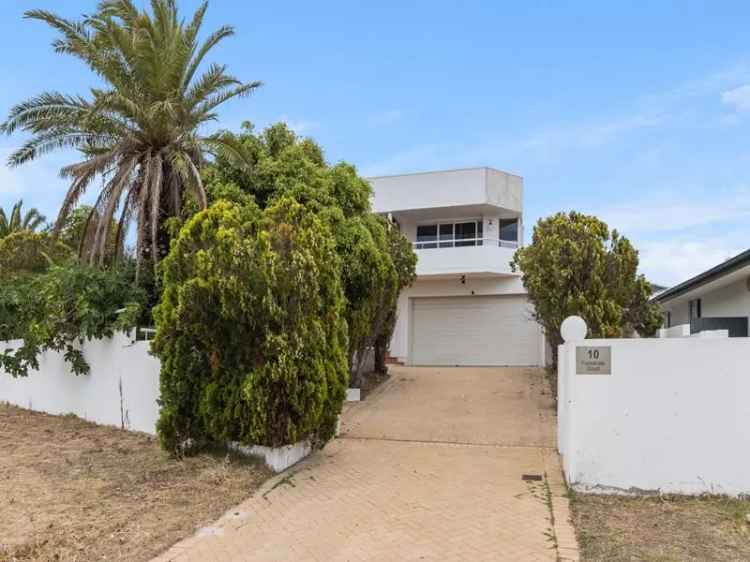 House For Sale in City of Joondalup, Western Australia