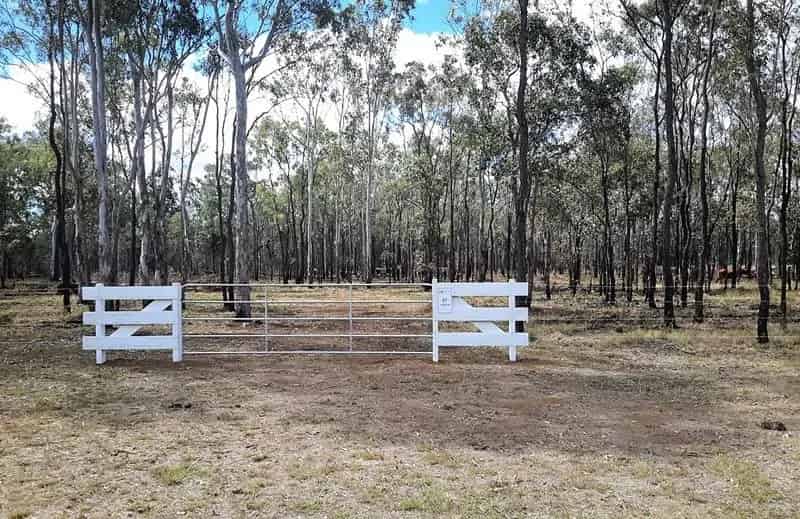 Buy land in Ironbark Ridge with 2.5 acre blocks available