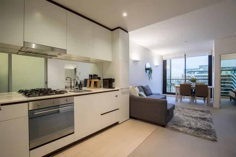 2 rooms apartment of 240 m² in Melbourne