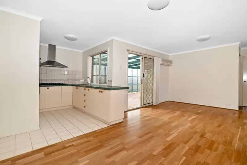 Real Estate For Lease - 1 Laura Court - Whittlesea , VIC