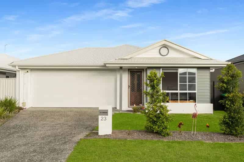 Contemporary Investment Opportunity in North Harbour Estate