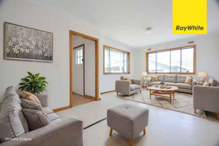 Large Family Home in Lidcombe - 3 Beds, Renovated Kitchen