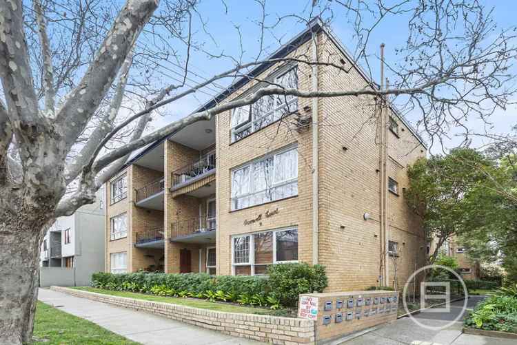 Apartment For Sale in Melbourne, Victoria