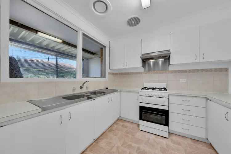 Quiet living 2 bedroom unit