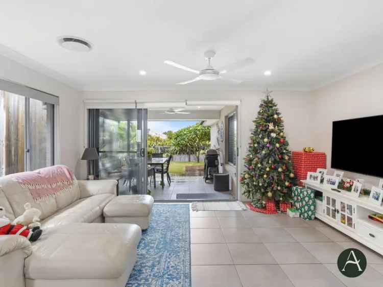 Modern Family Home in Ormeau Hills - Close to Amenities