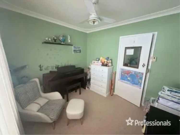 House For Sale in City of Canning, Western Australia