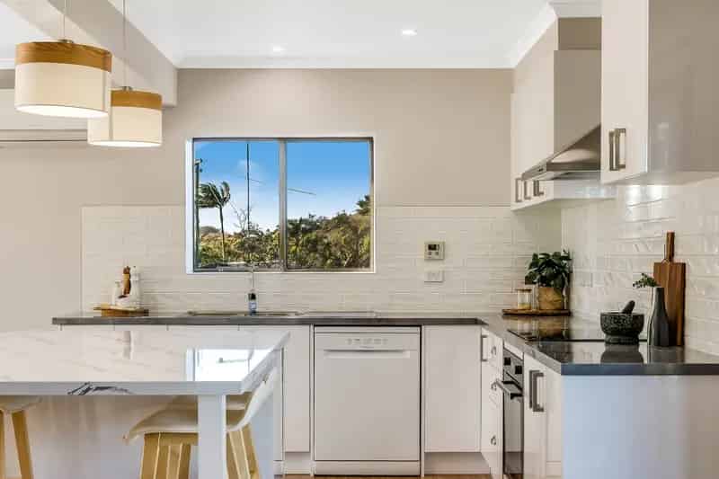 Beautifully presented & Perfect Location