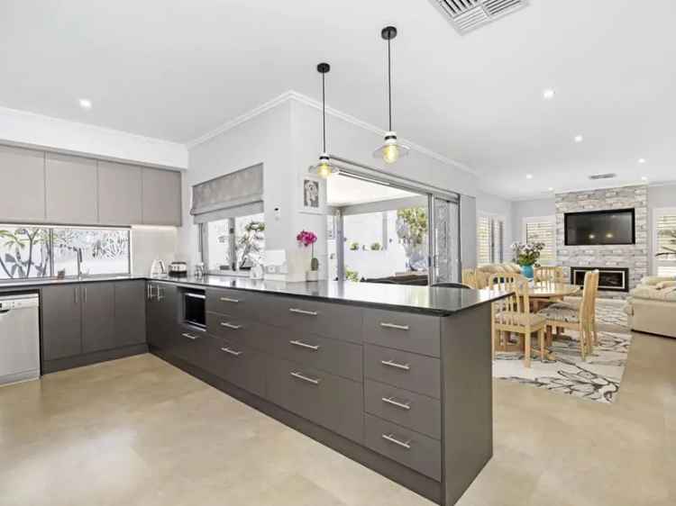 House For Sale in City of Stirling, Western Australia