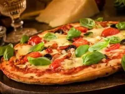 Pizza & Middle Eastern Wine Bar - 1007