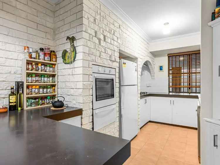 House For Sale in City of Melville, Western Australia