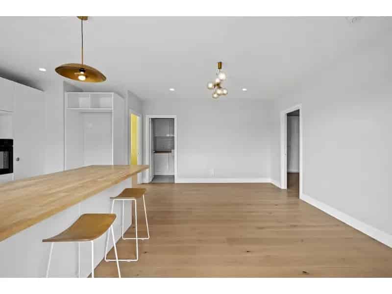 Luxury Living In Leafy Norman Park - Spacious, Stylish & Light-Filled
