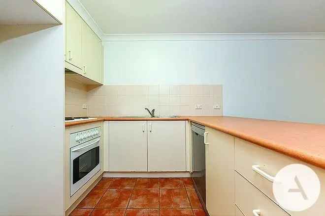 Apartment For Rent in North Canberra, Australian Capital Territory