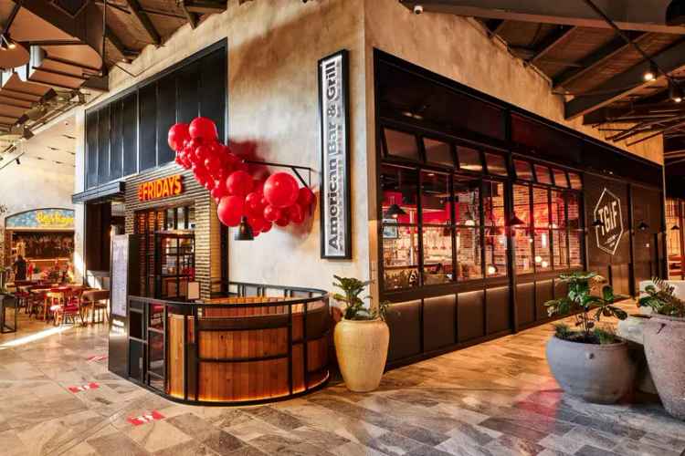 Franchise Opportunity Rent TGI Fridays Sunshine Plaza with Unique Features