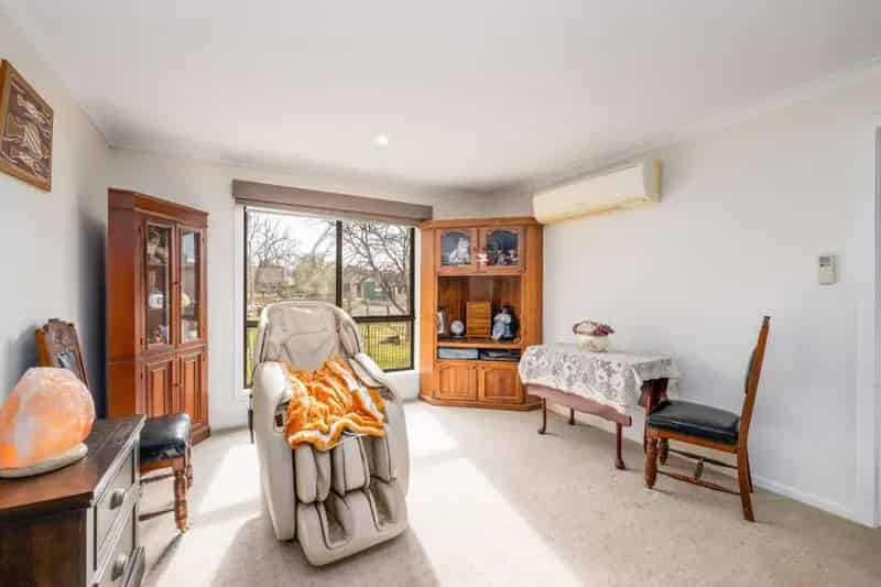 Buy horse property in Numurkah with stables and spacious family home