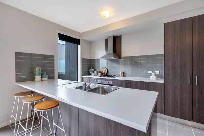 Neat & Spacious Townhouse!
