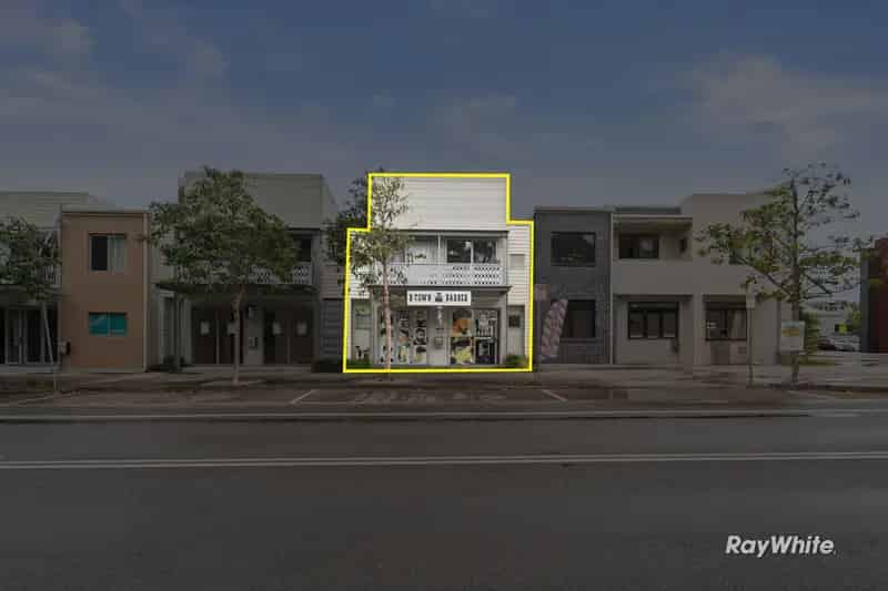 Unique Residential and Commercial Opportunity - Prime Position in Fitzgibbon!