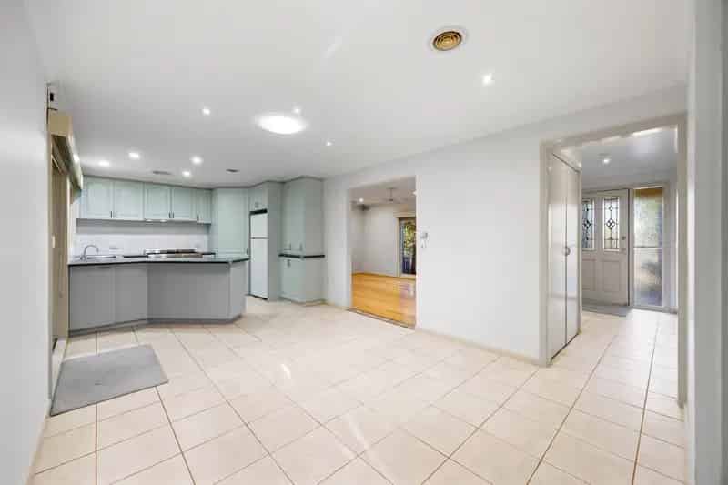 Charming Three-Bedroom Home in a Prime Location