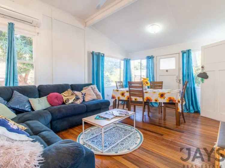 Buy House Cute and Cosy 3 Bedroom Miner Cottage in Parkside