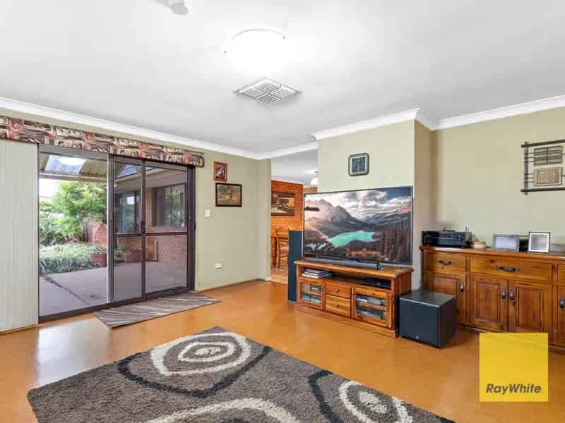 House For Sale , City of Gosnells, Western Australia