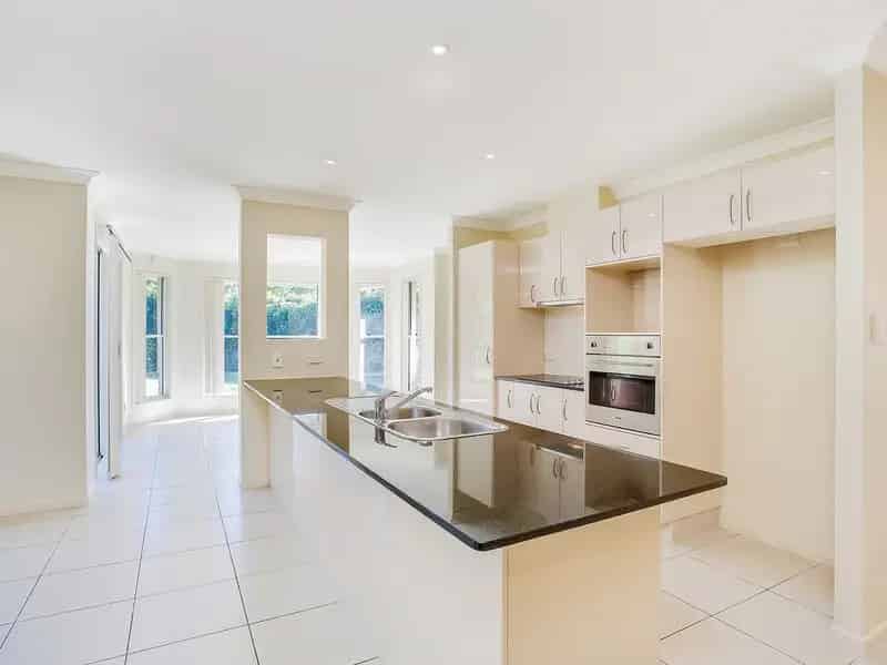 Real Estate For Lease - 4 Eden Court - Nerang , QLD
