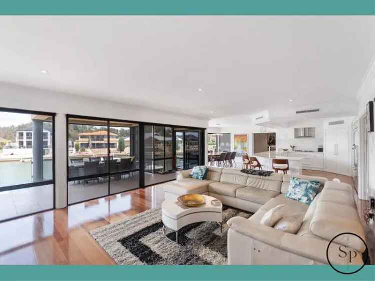 House For Sale in Mandurah, Western Australia