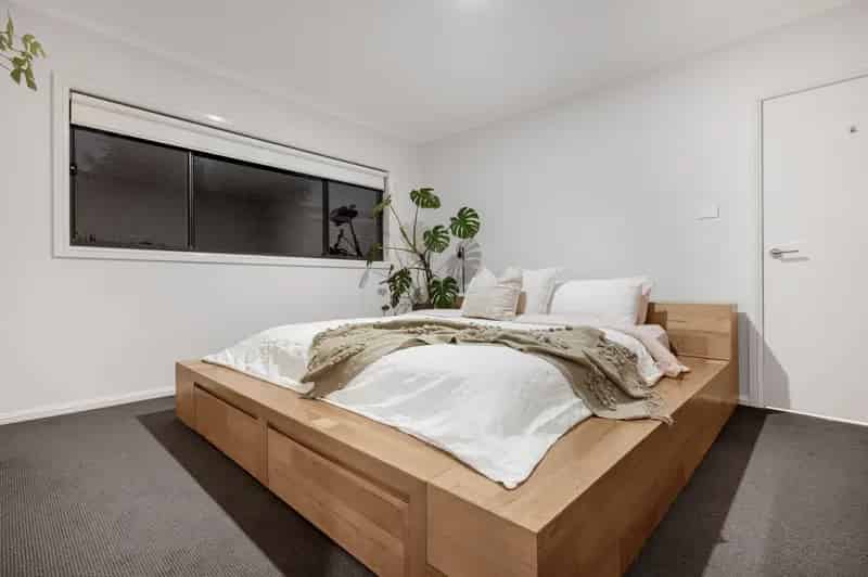 Real Estate For Lease - 25 Walker Street - Oran Park , NSW