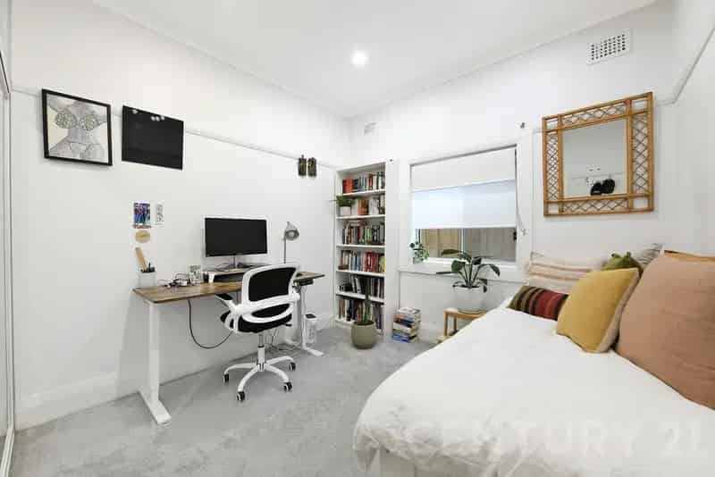 2 rooms apartment of 347 m² in Sydney